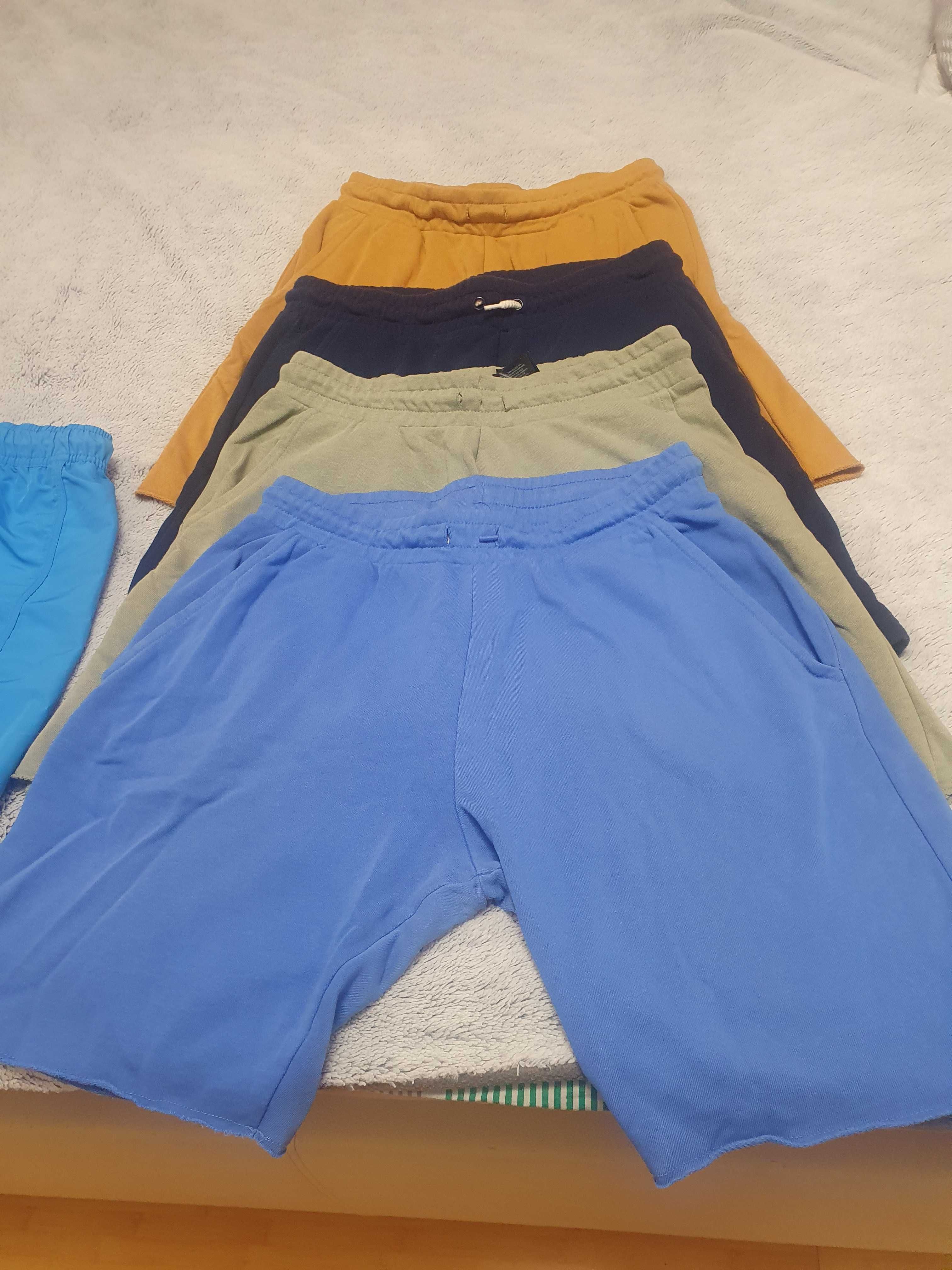 Pantaloni scurti pentru copii, H&M-100 lei