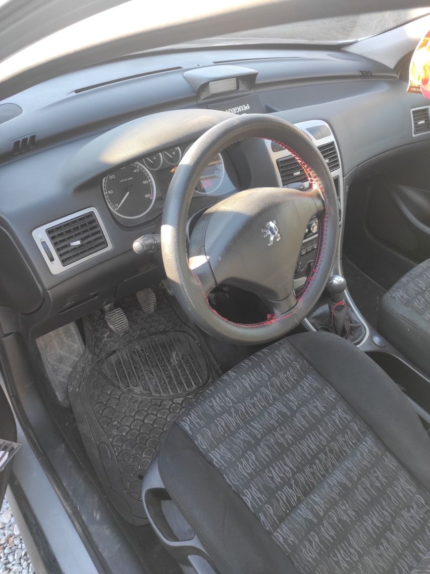 Peugeot. 307 2.0 hdi 90 коня