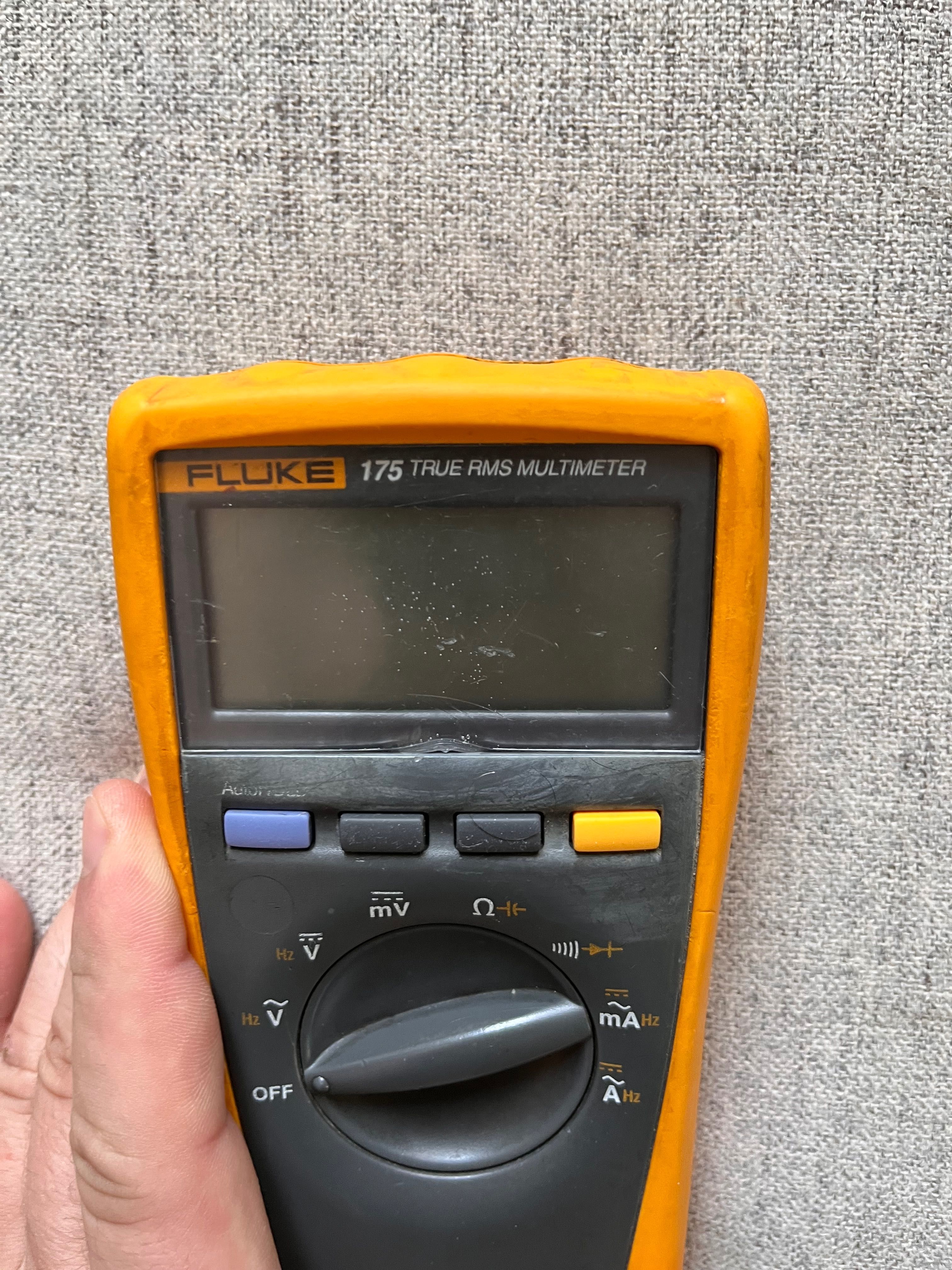 Fluke 175 True RMS multimeter