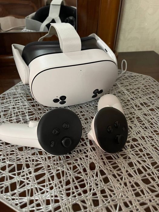 Срочно продам VR-очки Игровая приставка