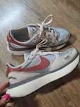 Nike phoenix waffle 37