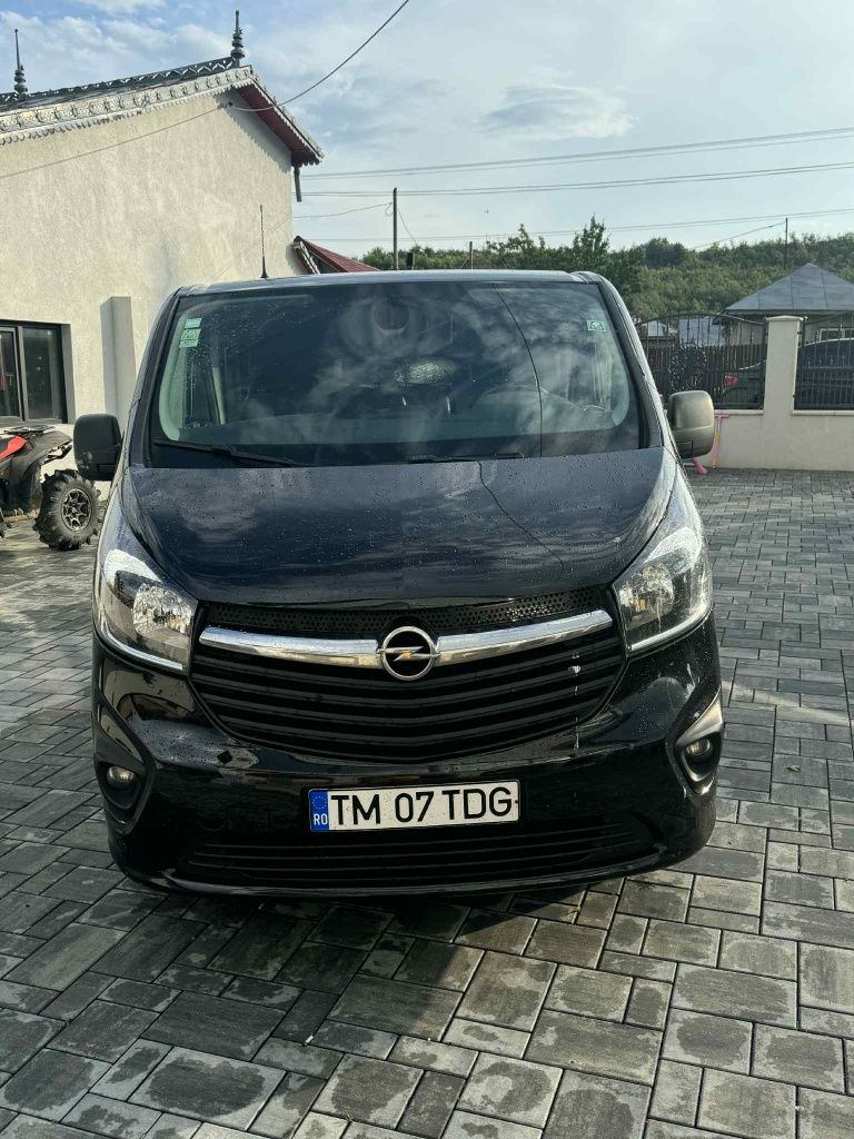 Opel Vivaro 5+1 2019