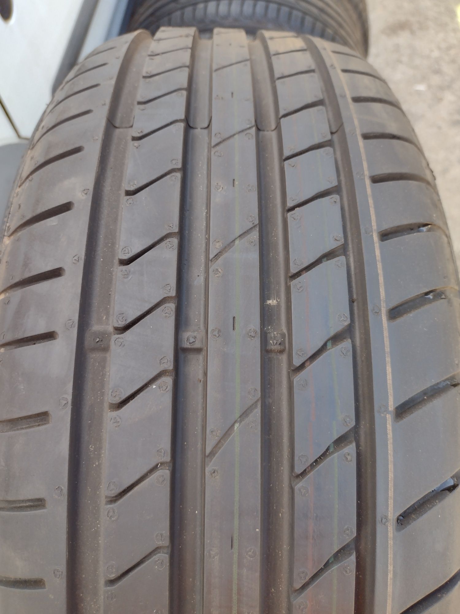 Нови 2бр.205/55/16 Dunlop SportBluResponse dot5317