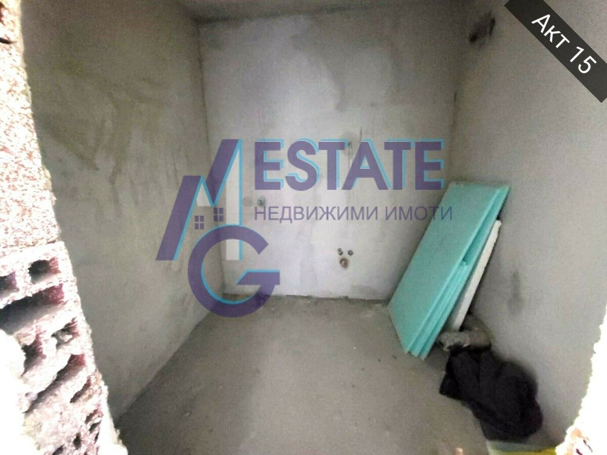 Тристаен апартамент в гр. София, жк. Зона Б-19