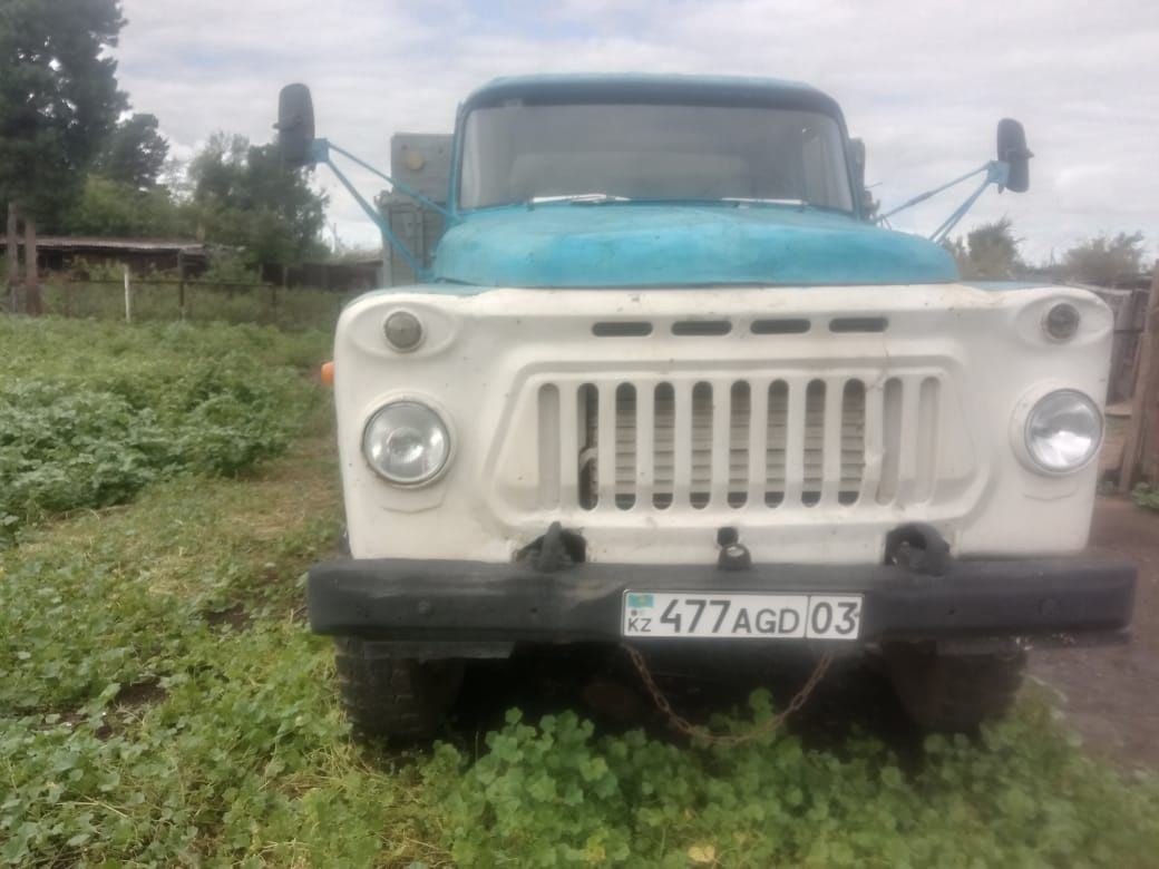 Продаётся зил в новом Карабулаке
