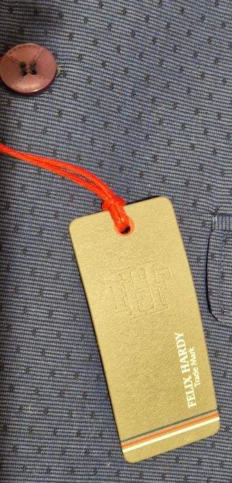 Предлагам чисто ново мъжко сако Felix Hardy