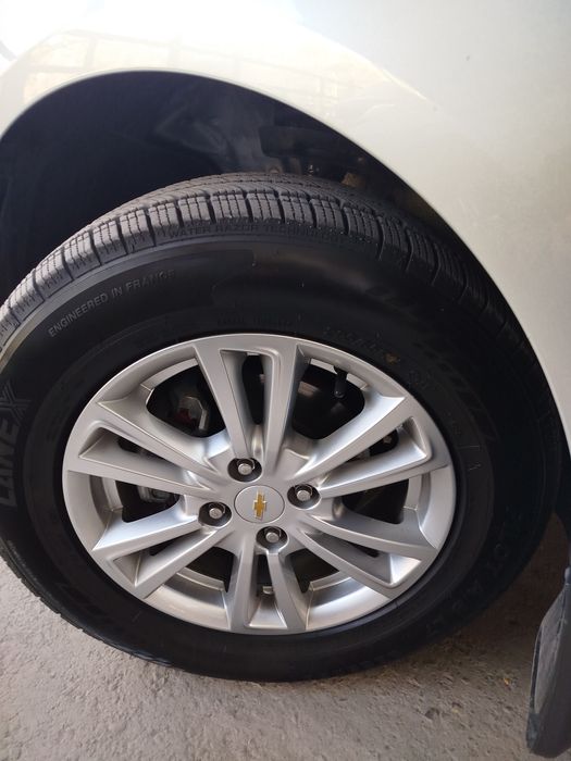 Диски с резиной на кобальт новые !