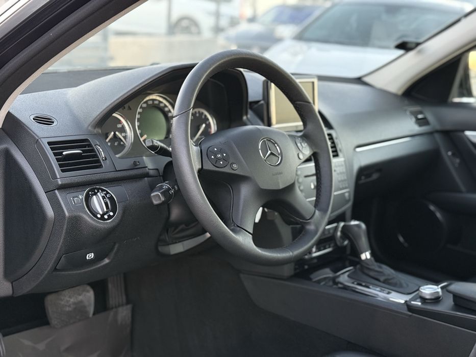 Mercedes-Benz C 280 Газ* 2010г* Автоматик* ТОП СЪСТОЯНИЕ* 174.000КМ*