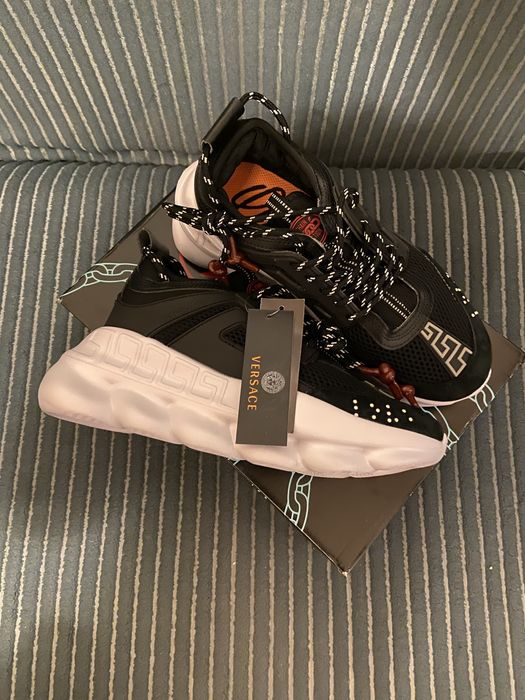 versace chain reaction