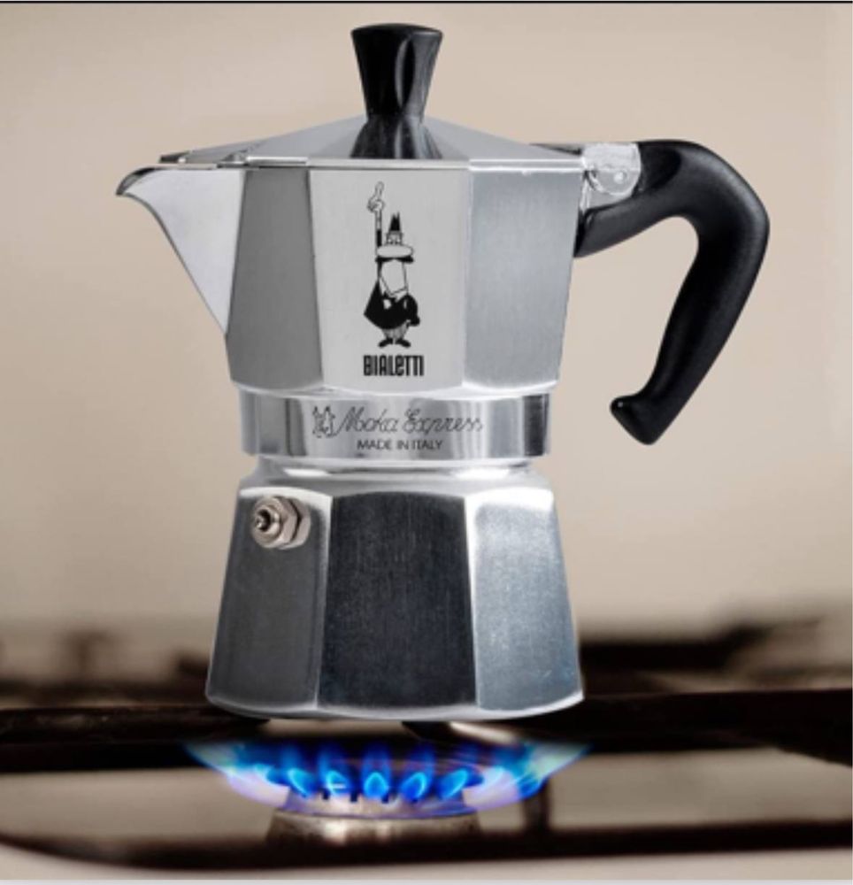 Гейзерная кофеварка Bialetti made in italy 3 чашка