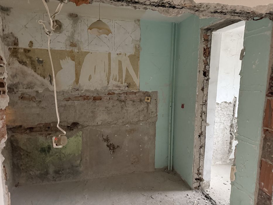 Продава се Тристаен апартамент в Плевен, Мара Денчева - 85 кв.м за 678 €/кв.м - Снимка #5