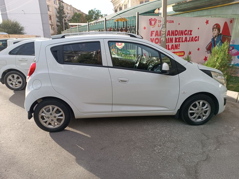 Spark sotiladi ideal toza full pozitsiya