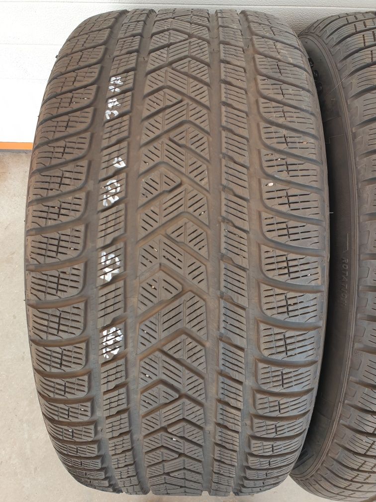 Зимни гуми за Джип 4 броя PIRELLI Scorpion 295 45 R20 дот 3717