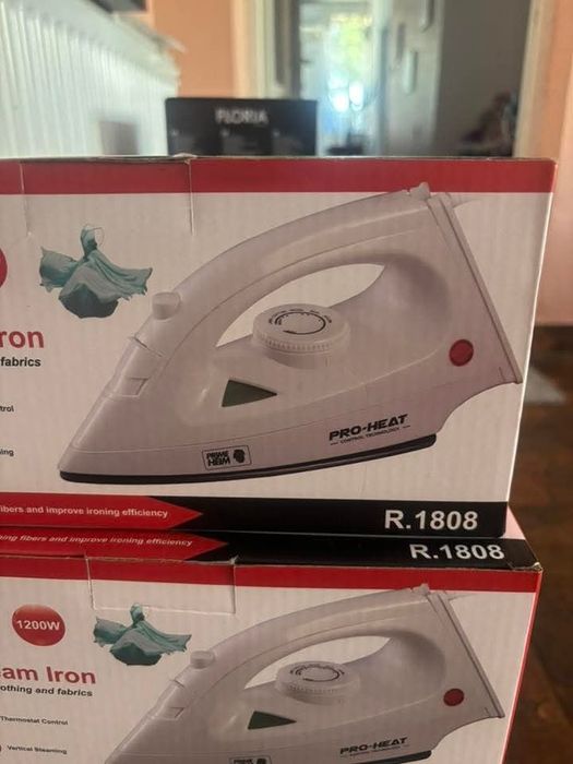 cafetiera.fier de calcat.