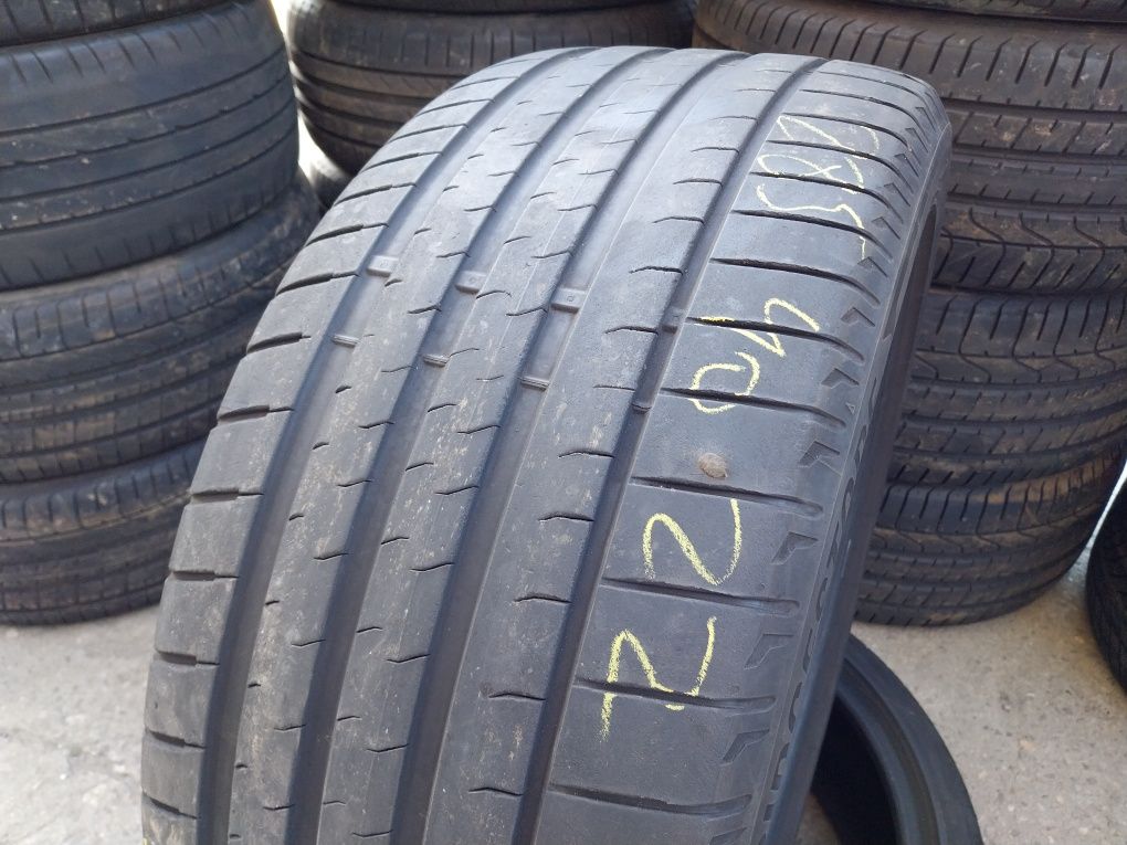 1xAnvelopa second vara 285 40 R22 Bridgestone 5.5mm 2022