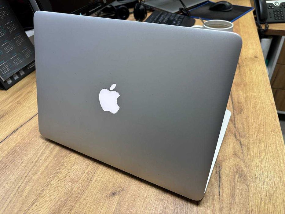 Macbook Air (2017)
