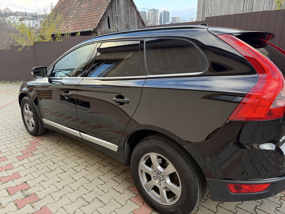 Primul proprietar,Volvo XC60,D5AWDS,2 400,205 CP,4/4