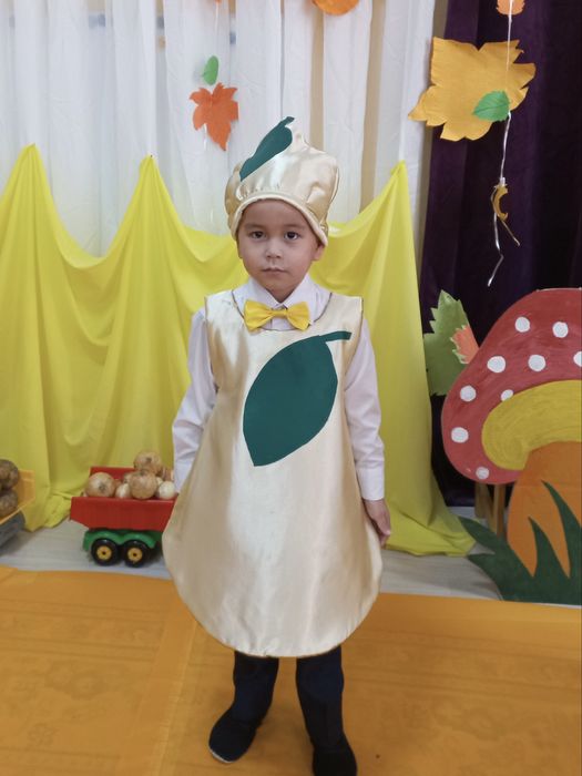 Костюм груши для мальчика на 3-6 лет