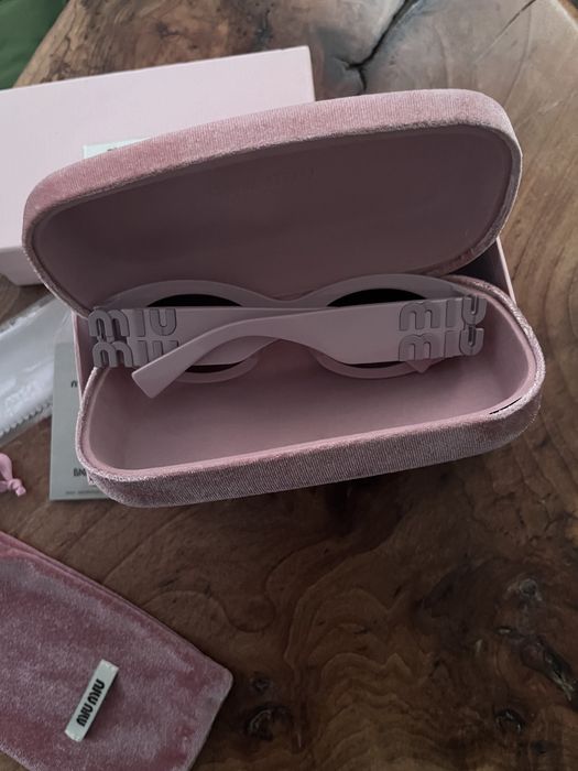 Слънчеви очила Dio*r Botteg*a Celin*e Mi*u Mi*u