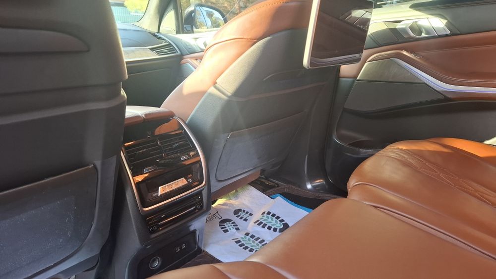 BMW X7 Xdrive 40i нисия. савдога. берилади