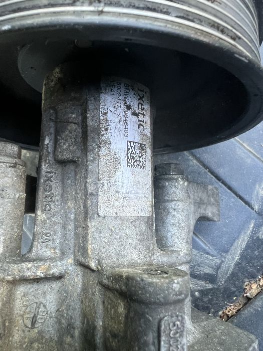 Pompa servo bmw 3.0 d x5 x6 activ stering e70 e71