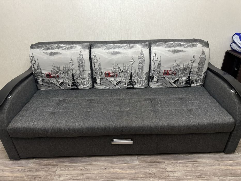 Продам диван.  Б/ у в хорошем состоянии