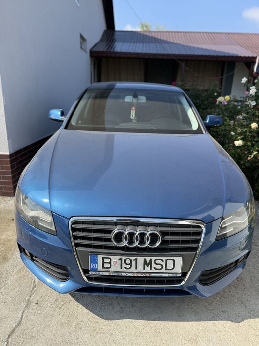 Audi A4 B8 2010 *