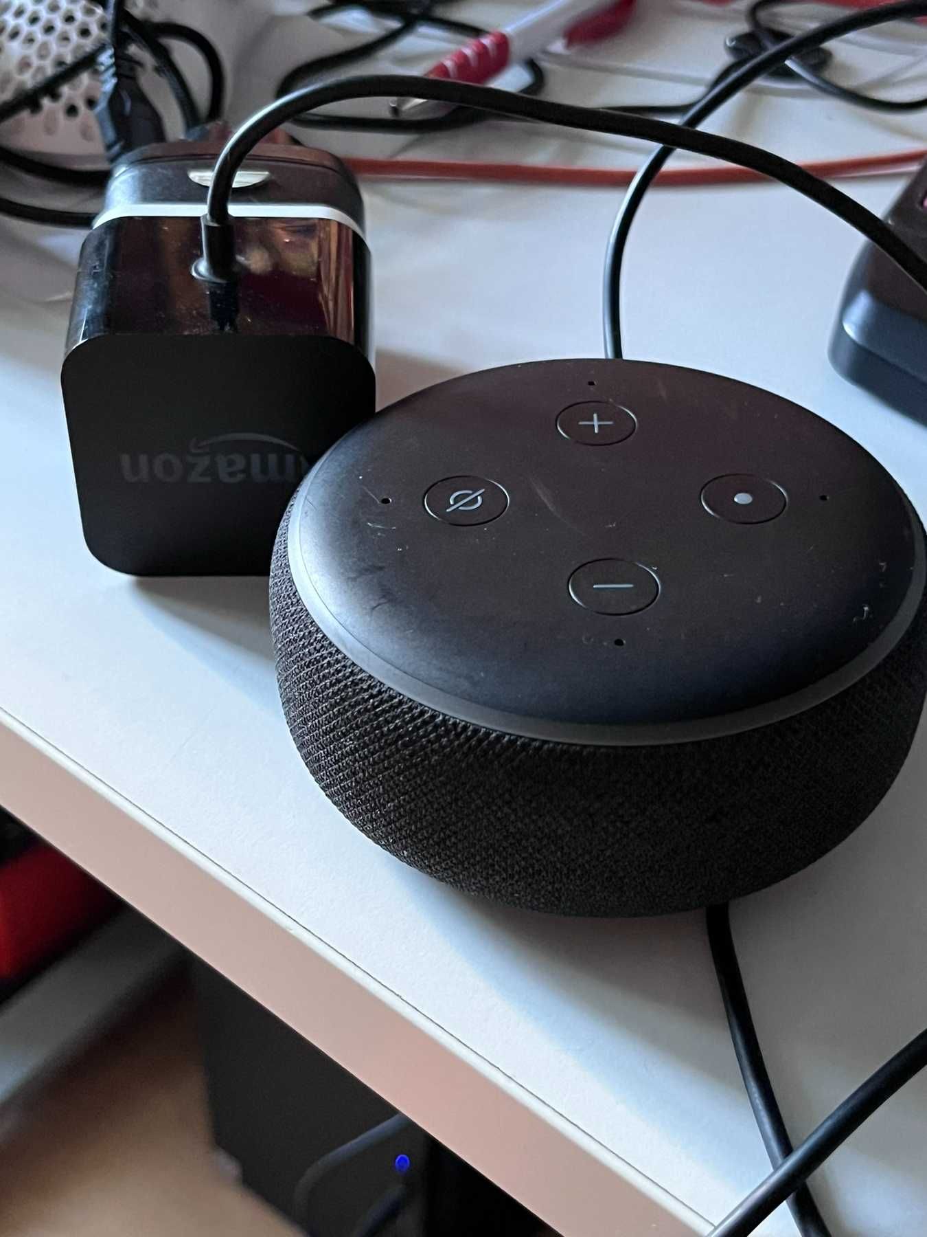 Amazon Echo Dot 3rd Gen Smart тонколонка D9N29T с ориг.зарядно