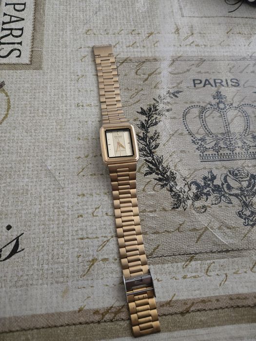 Часовник SEIKO дамски