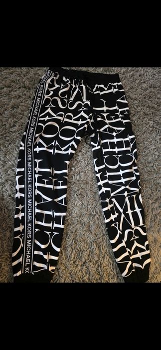 Ново оригинално долнище Michael Kors Хс размер