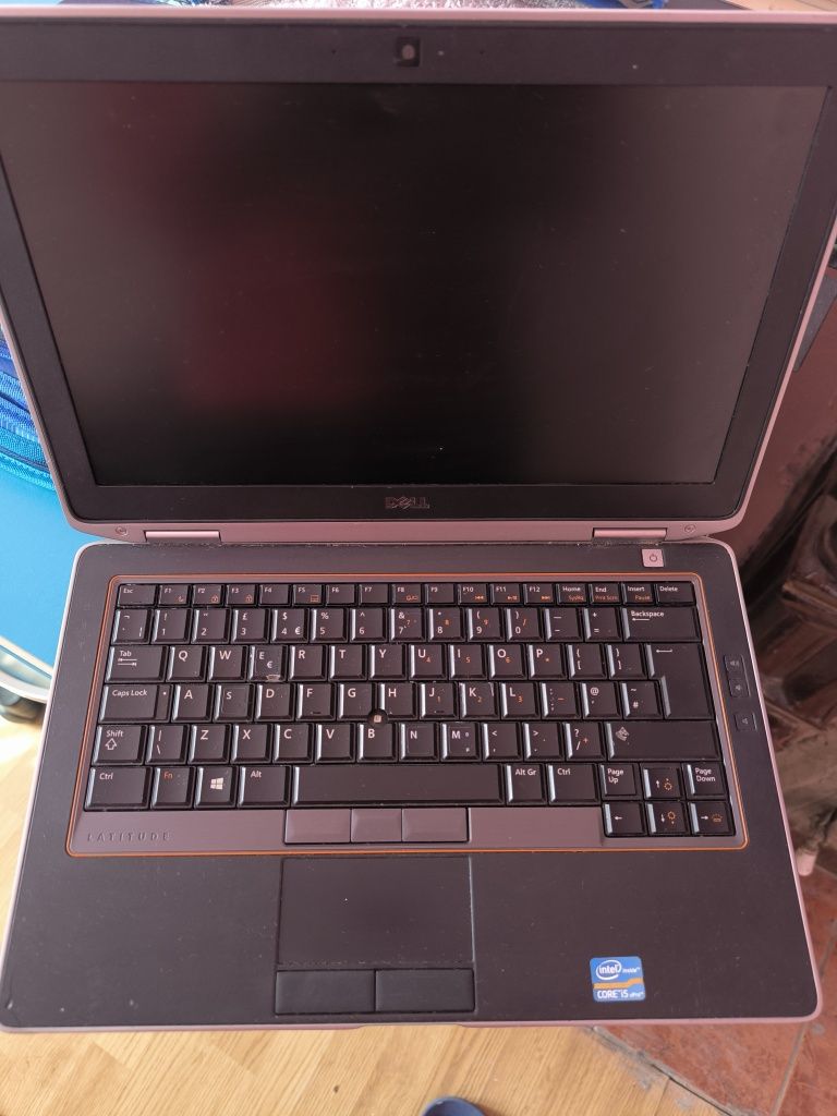 Laptop de vânzare