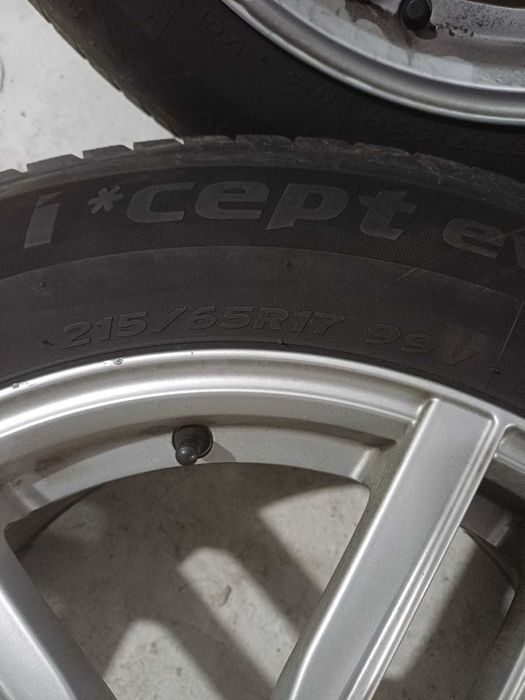 Vand jante Originale VW R17 5x112 + Anvelope Iarnă Hankook si Goodyear