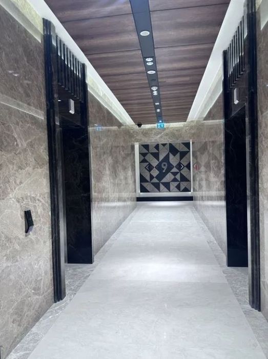 Аренда офиса на Ул.Бобура. ТЦ.Next. 250 м²