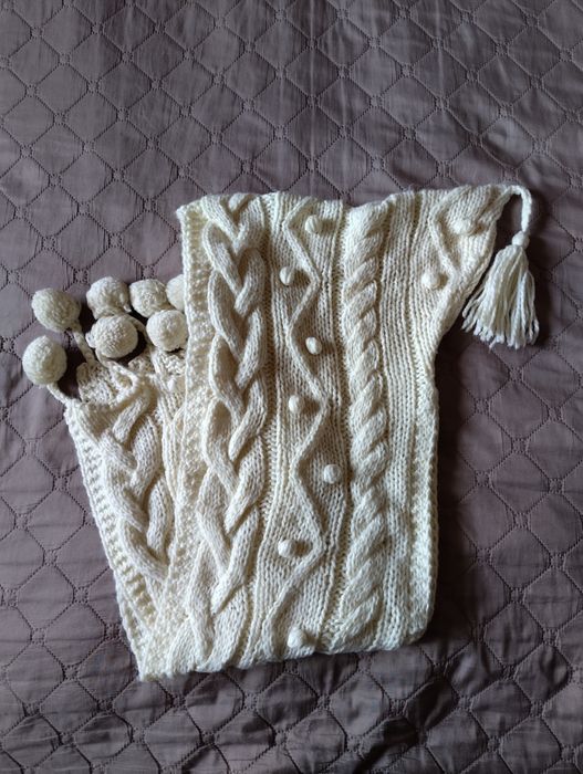 Дамски панталон Pinko, Дамски шал-шапка Twinset