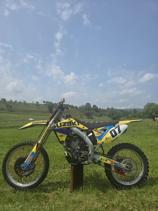 Suzuki RMZ 250    AN 2014