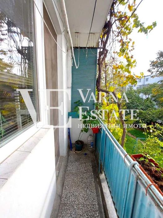 Продава се Тристаен апартамент в Варна, Победа - 65 кв.м за 1693 €/кв.м - Снимка #4