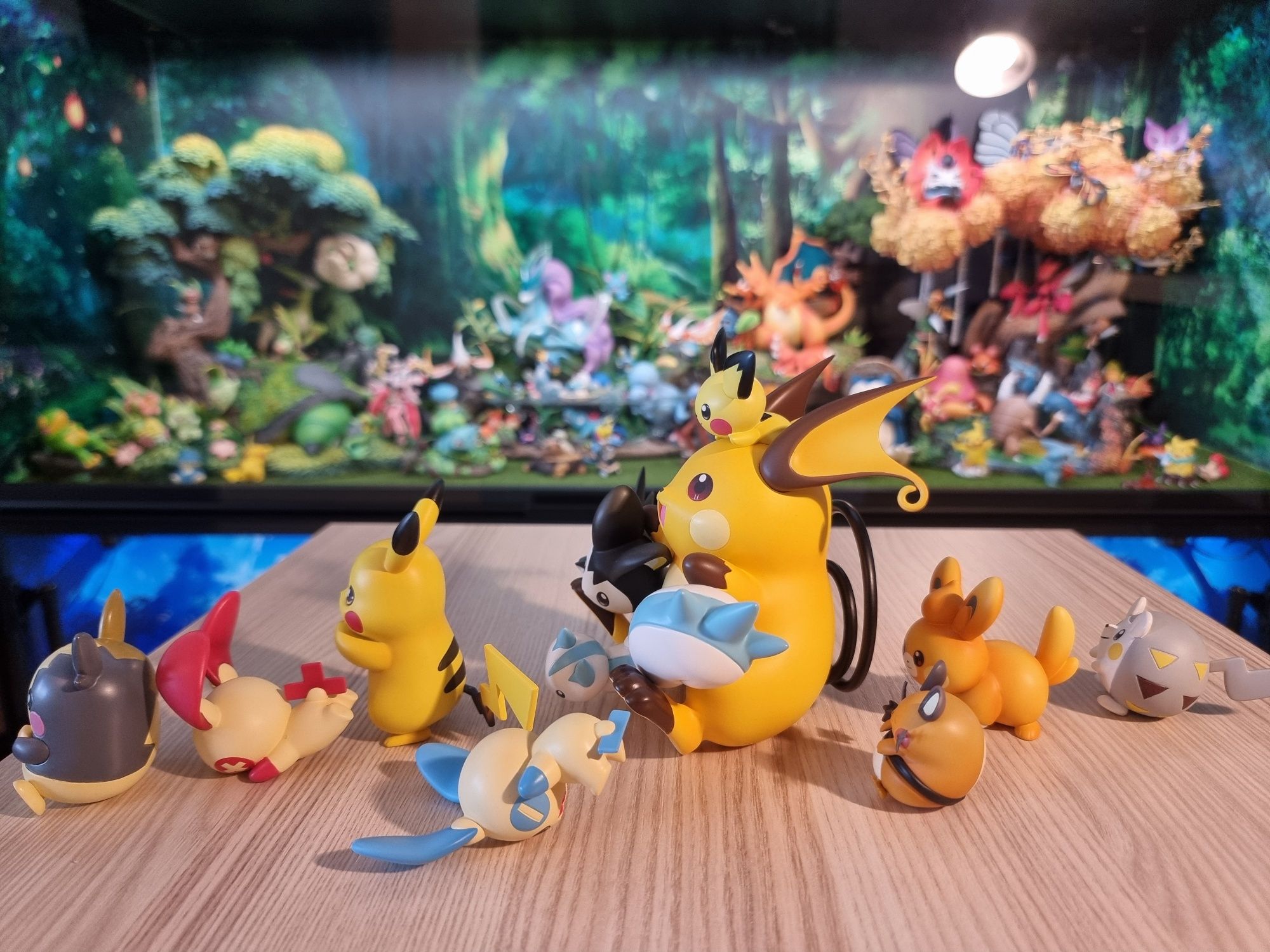 Pokemon Familia Pukachu - Figurine - Statue