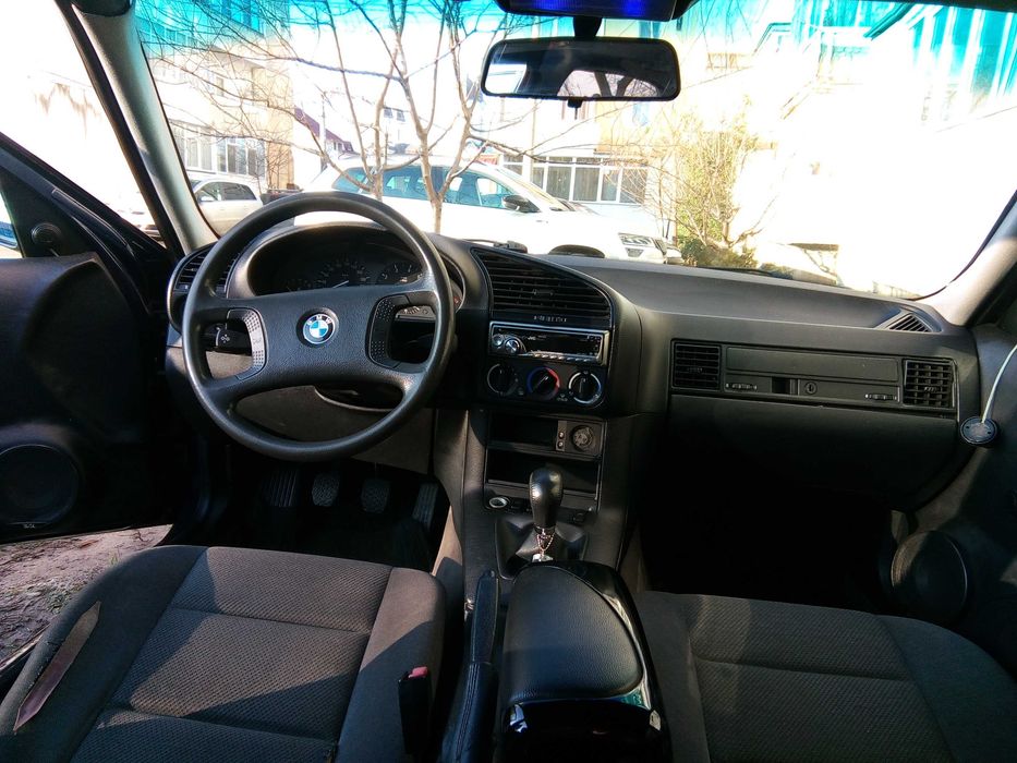 BMW E36 318I pisicuta