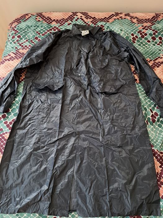 Дъждобран (тъмно син)