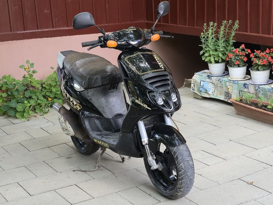 scuter Piaggio NRG Power