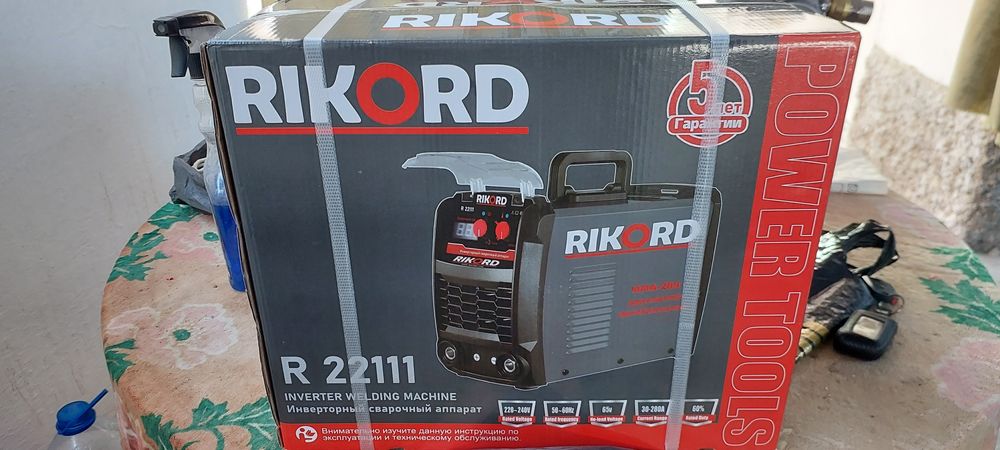 Инвекторный Сварочный аппарат. Новый в упаковке.