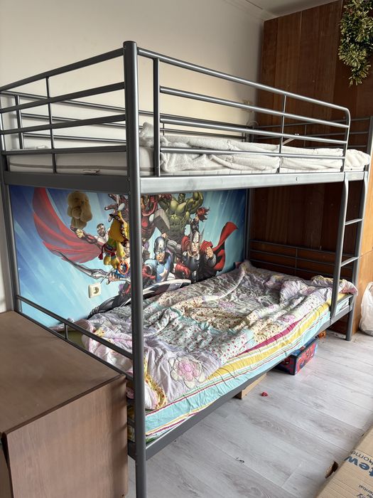 Двуетажно легло с матраци IKEA