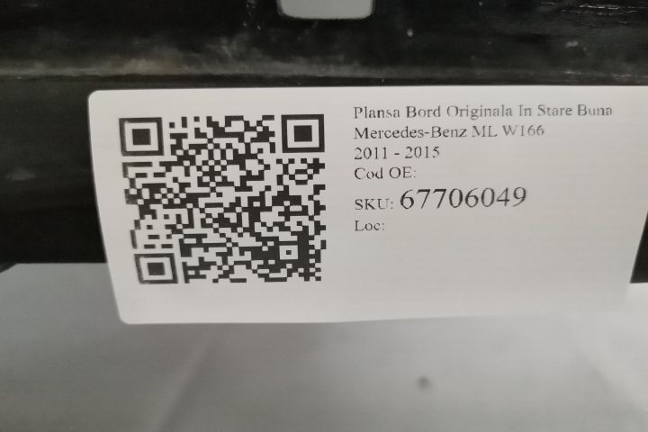 Оригинална арматурна таблa в добро състояние Мерцедес-Бенц / Mercedes-