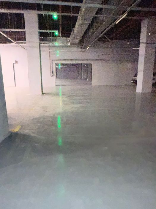 Краска серая глянцевая для бетонных полов