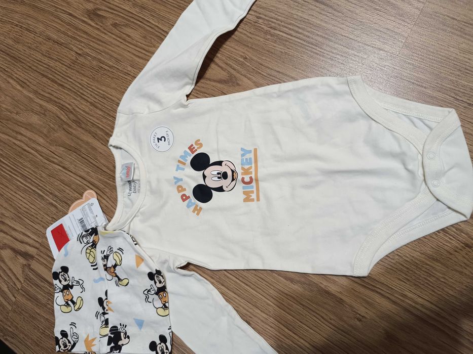 Лот от нови дрешки за деца до 1 година