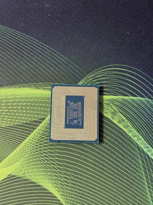 Intel core i3 12100f