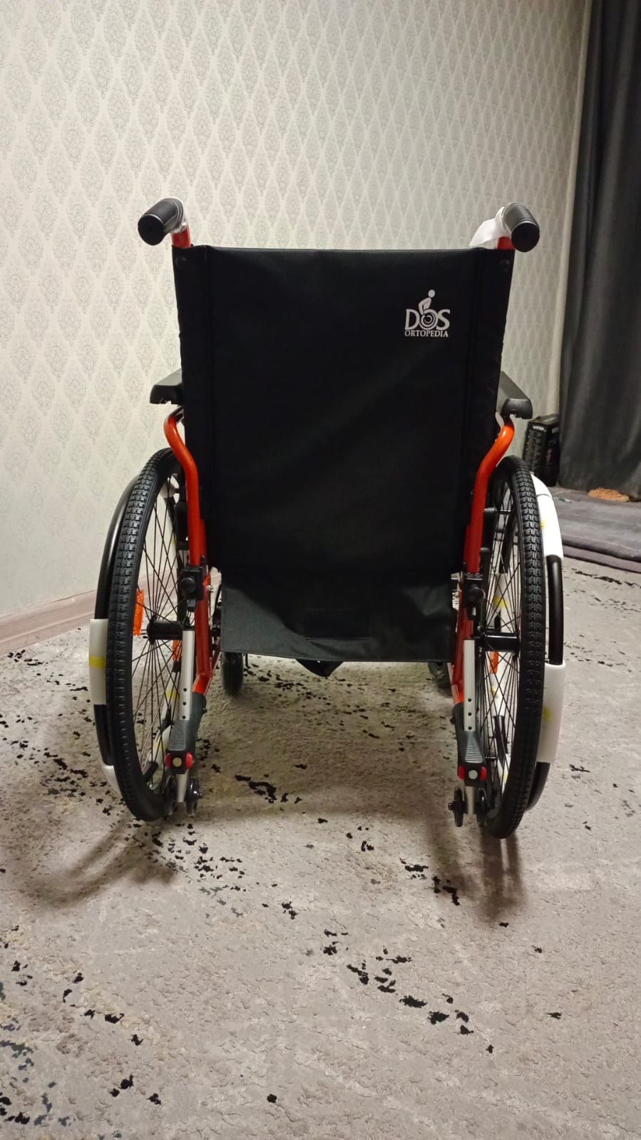 Инвалидная коляска