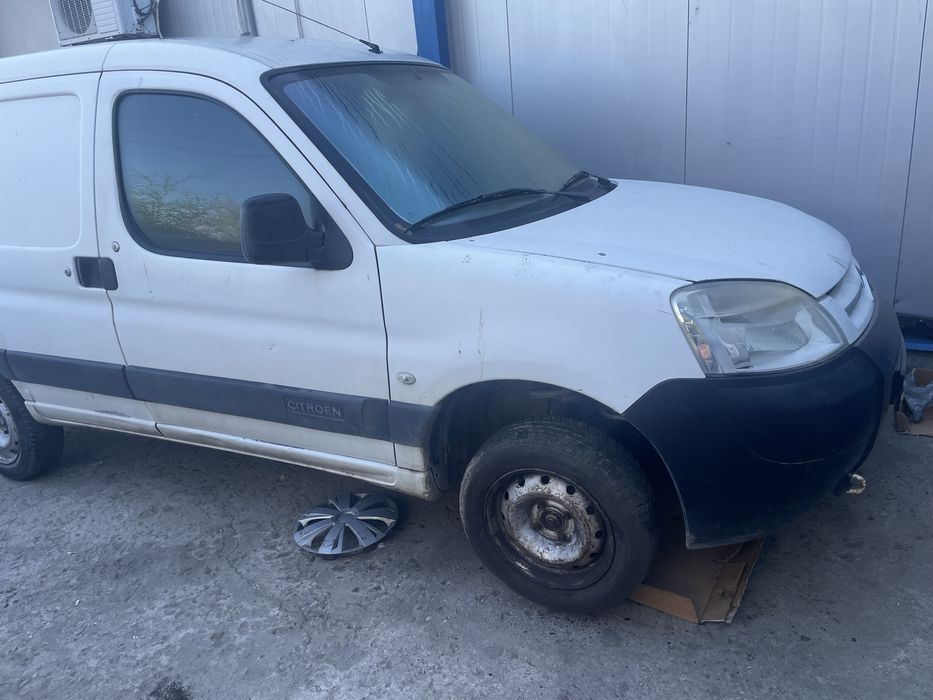 Citroen Berlingo aproape rablă