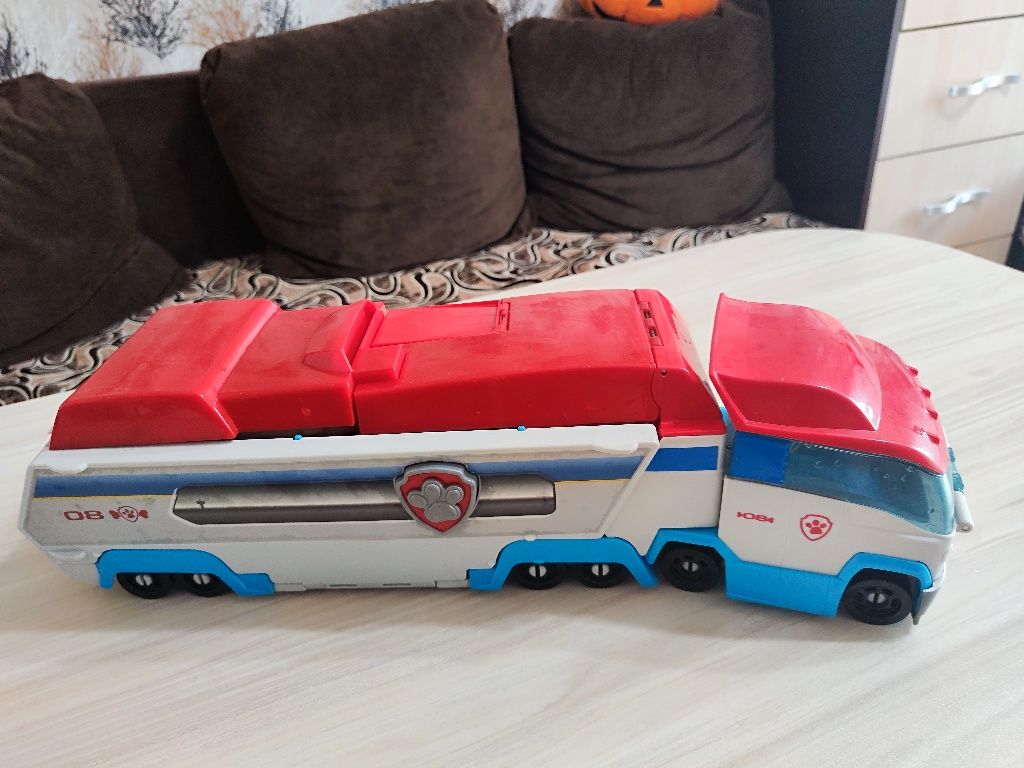 Оригинална голяма база Paw patrol и камион пързалка Paw patrol
