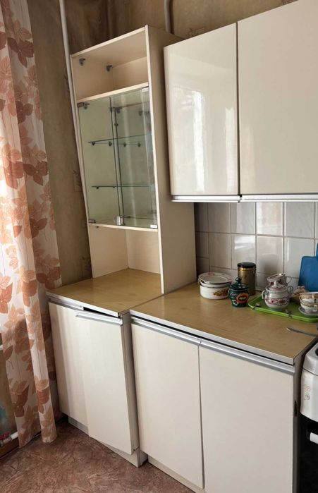 отдам кухонный гарнитур